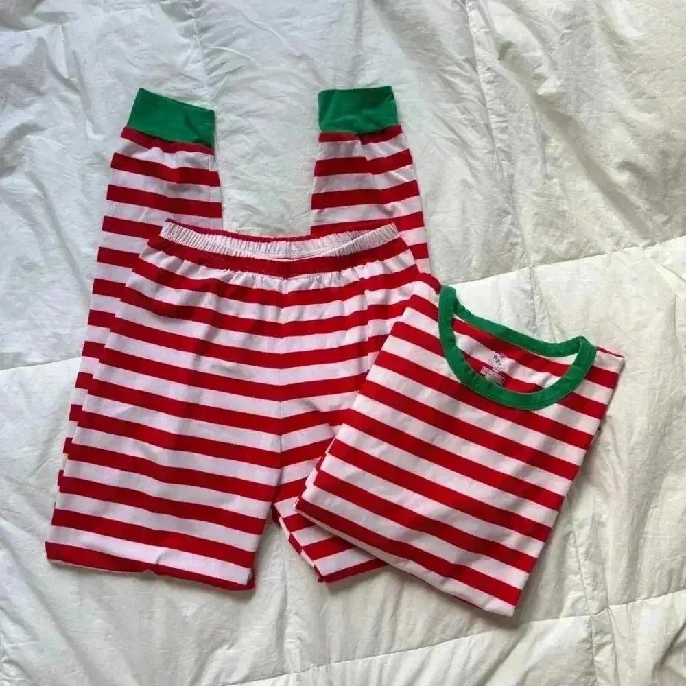 Coral‎ bee Holiday red and white striped Christmas pajama set size medium